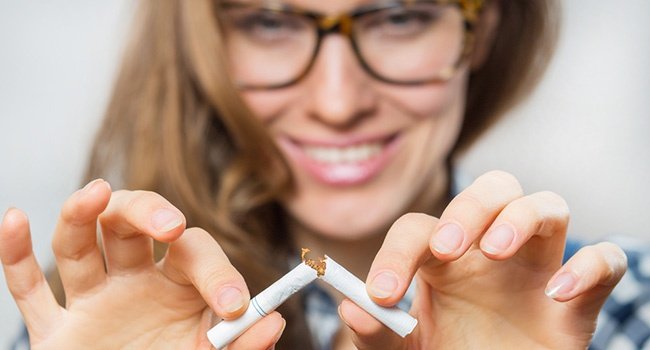 Vaping: The Perfect Christmas Gift for Smokers to Quit Nicotine!