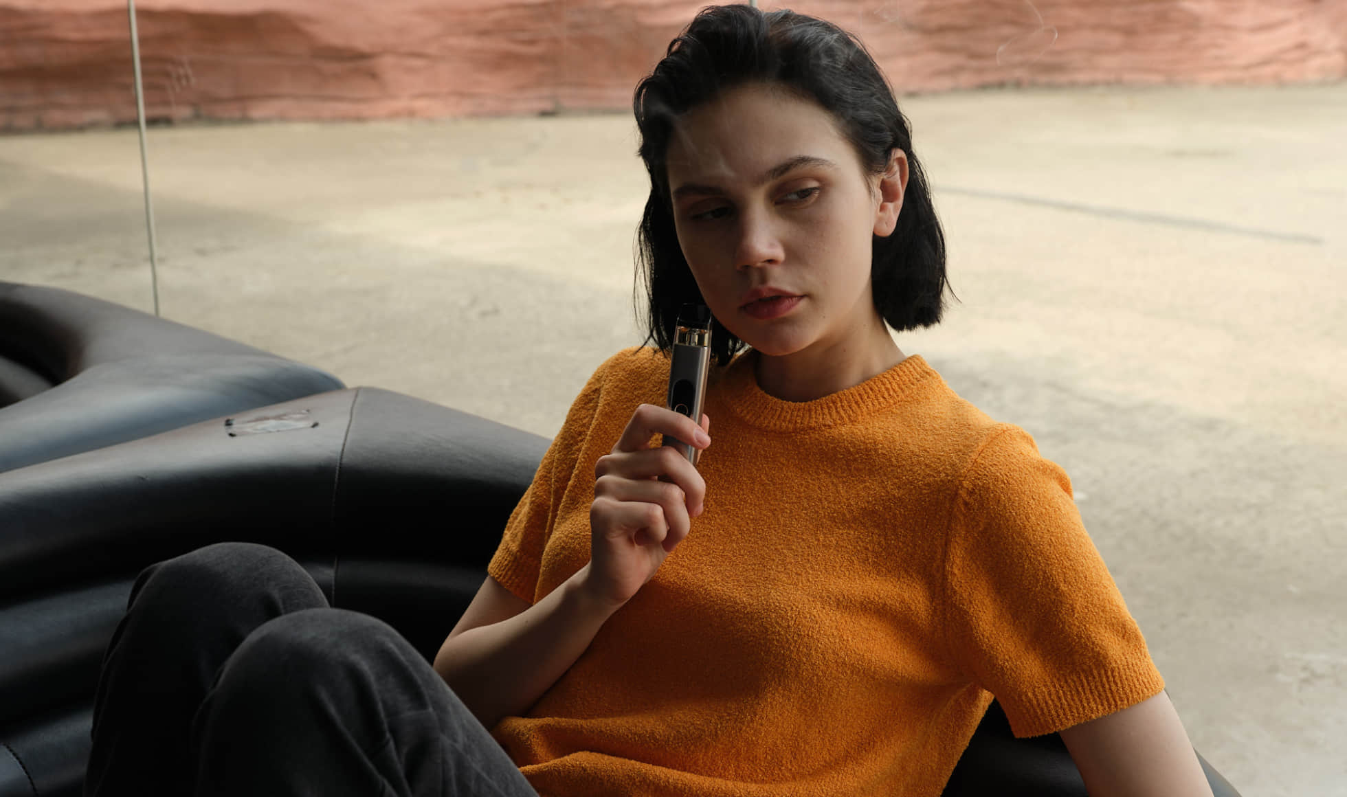 Vaping vs. Smoking: Which One Is Easier on Your Wallet?